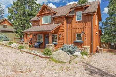 Cabin~Views~Heart Of Town~W&D~Fireplace~Kitchen وودلاند بارك المظهر الخارجي الصورة