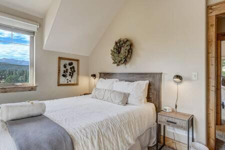Cabin~Views~Heart Of Town~W&D~Fireplace~Kitchen وودلاند بارك المظهر الخارجي الصورة
