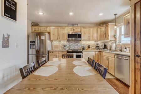 Cabin~Views~Heart Of Town~W&D~Fireplace~Kitchen وودلاند بارك المظهر الخارجي الصورة
